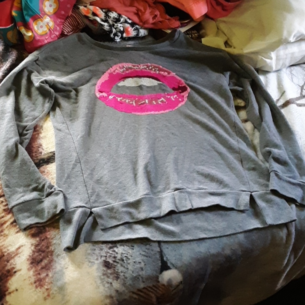Juicy Couture Size L Sequin Lips Grey Sweatshirt